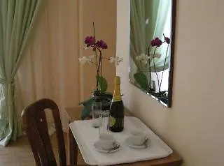 **  Hotel Filippo Rome Italy